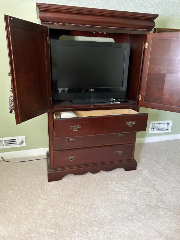 Sale Photo Thumbnail #76