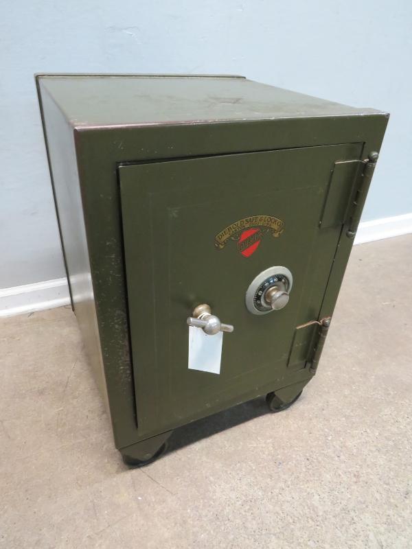 Sale Photo Thumbnail #43