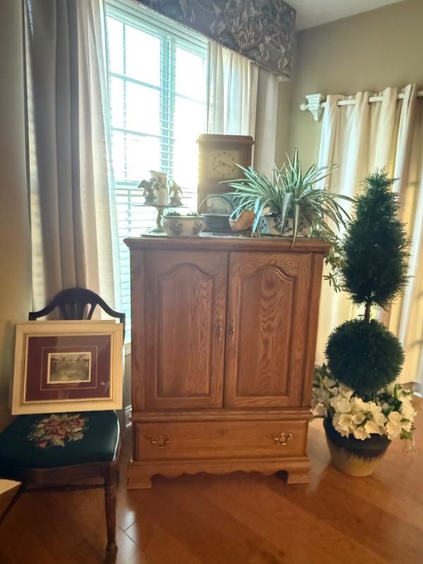 Sale Photo Thumbnail #11