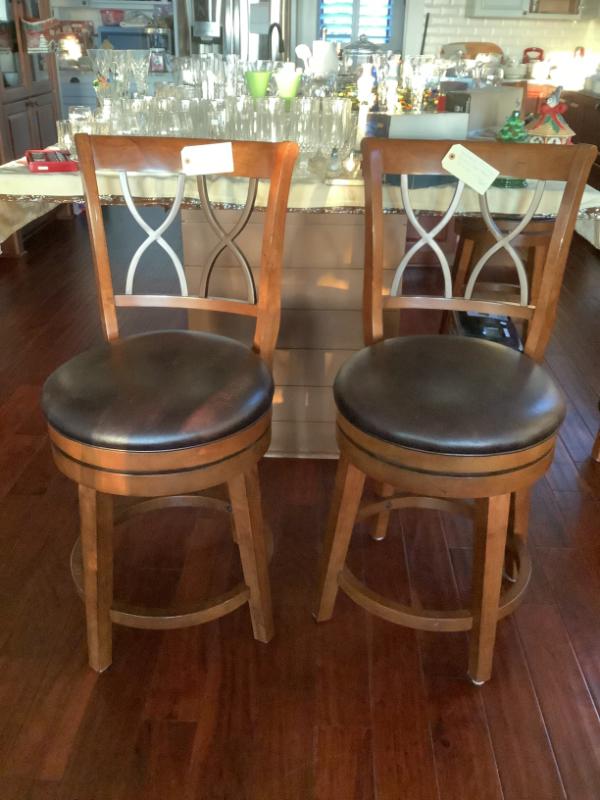 Sale Photo Thumbnail #285: $120 each Hillsdale Furniture swivel bar stools - 6 in this sale 42”H 20”W 22”depth