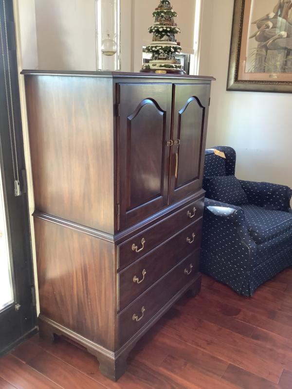 Sale Photo Thumbnail #138