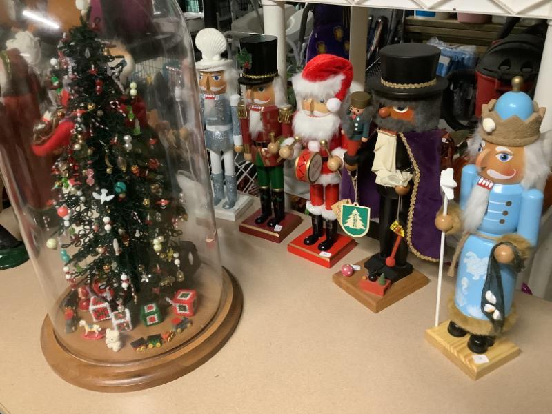 Sale Photo Thumbnail #266