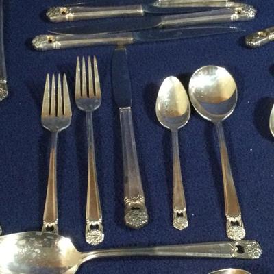 1847 Rogers Brothers Silver Plated Eternally Yours Pattern In Wood Box 61 Pc.