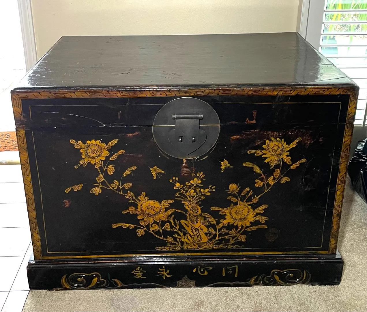 Asian Ornate Floral Motif Painted Wood Trunk