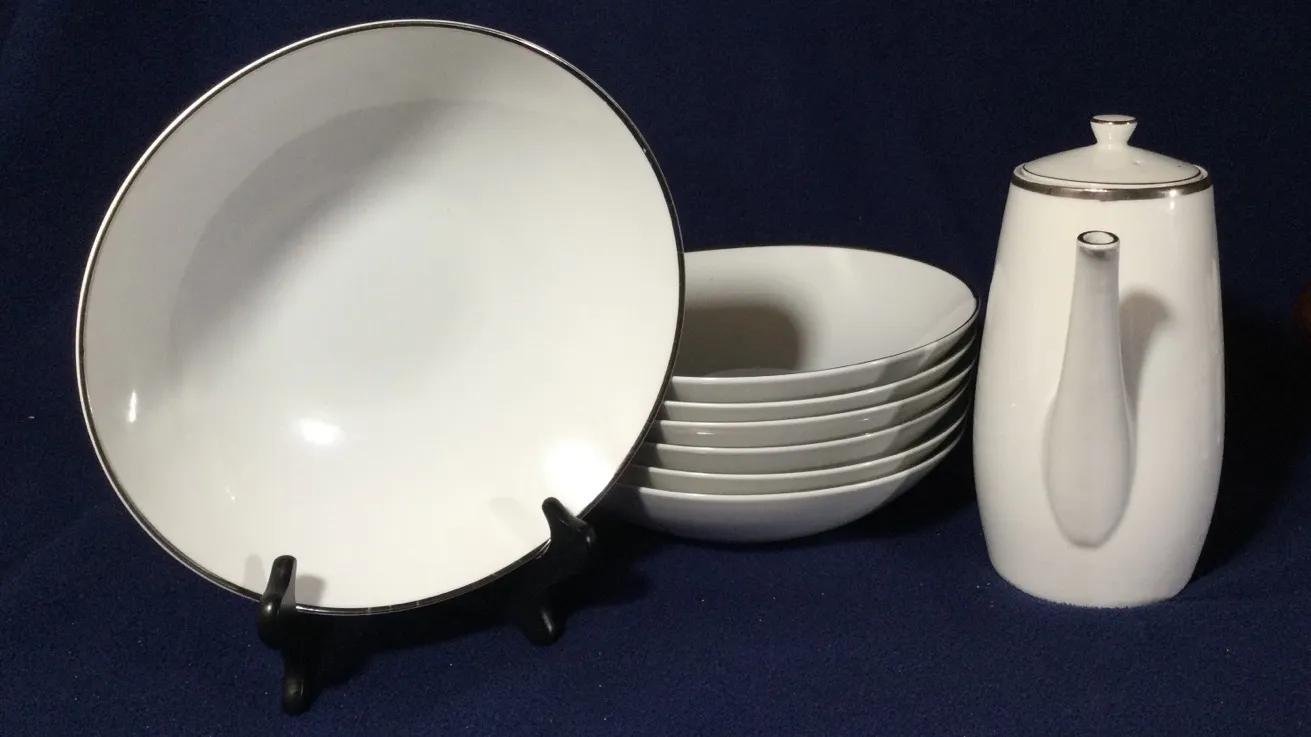 Lance Fine Porcelain China Bowls With Coffee Pot, Japan