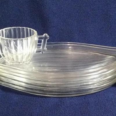 Jeanette Glass Company “National” Pattern Plate & Cup Set 9 Pc.