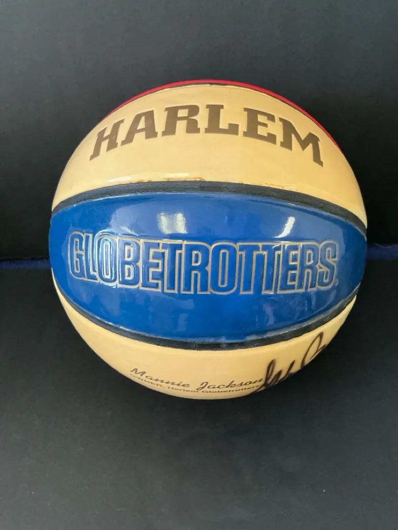 Harlem Globetrotters Basketball, Autographed By Multiple Players