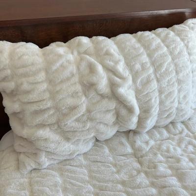 Ruched Faux Fur King Size Comforter Set with Pillow Shams 