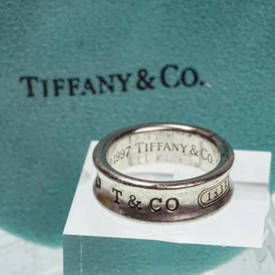 Authenticated Tiffany & Co Sterling Silver 1837 6.9mm Band Ring - Size 6