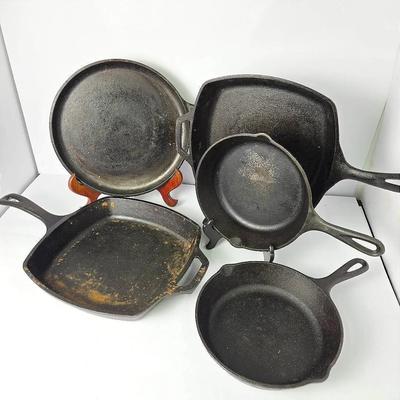 Lodge Cast Iron Skillets & Round Griddle 8-12”