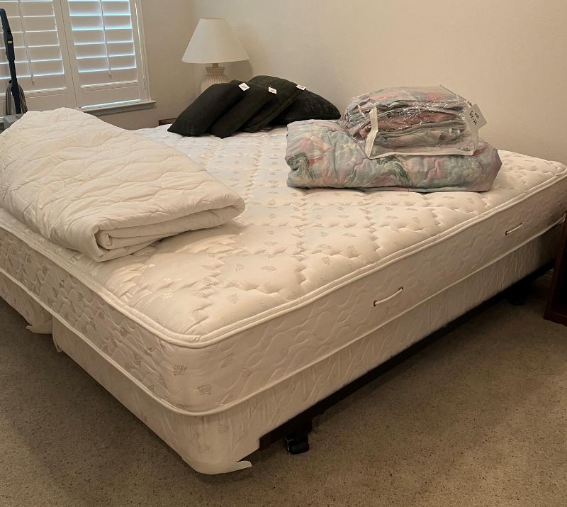 Sale Photo Thumbnail #64