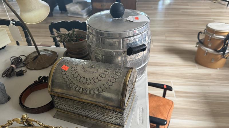 Sale Photo Thumbnail #34