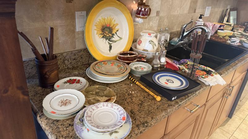 Sale Photo Thumbnail #40