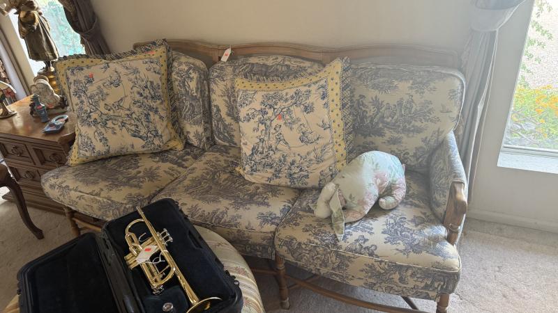 Sale Photo Thumbnail #66