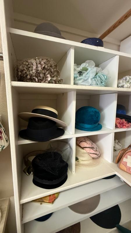 Sale Photo Thumbnail #106