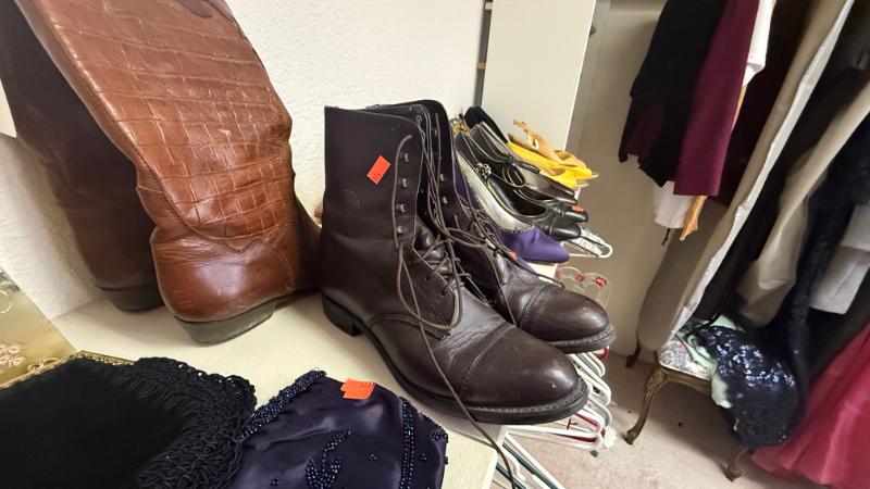 Sale Photo Thumbnail #108