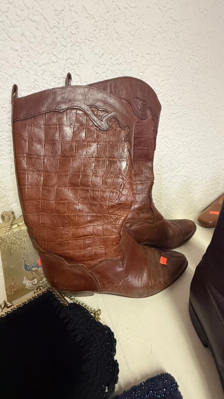 Sale Photo Thumbnail #107