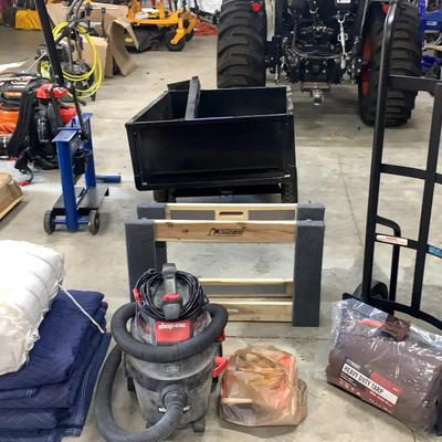 Milwaukee Hand Truck, Furniture Dollies, Moving Supplies & Shop-Vac