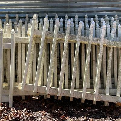 Set of 10 White Picket Fence Panels with Swing Gate – Approx. 9' Long, 34" Tall