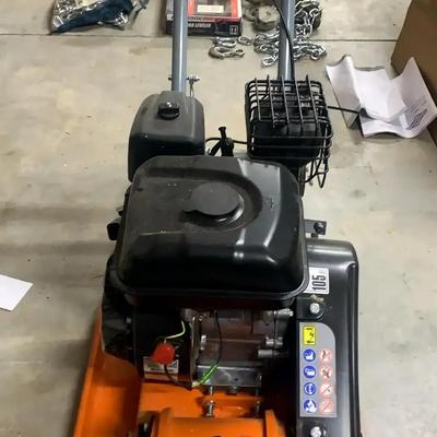 YardMax Plate Compactor with Briggs & Stratton CR950 208cc Engine