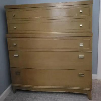 Vintage Wooden 5-Drawer Chest