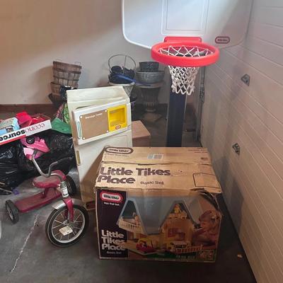 Vintage 1980's Little Tike Toys & a Roadmaster Tricycle-See All Photos