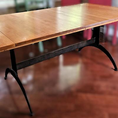 Ethan Allen Table