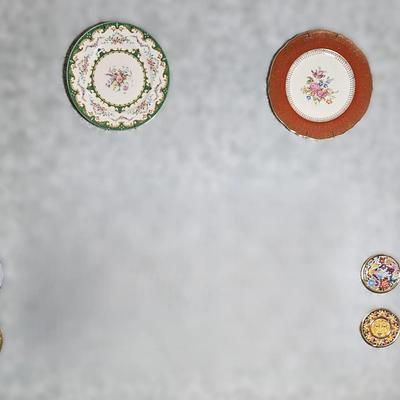 Vintage Decorative Plates
