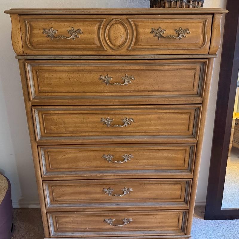 Sale Photo Thumbnail #2