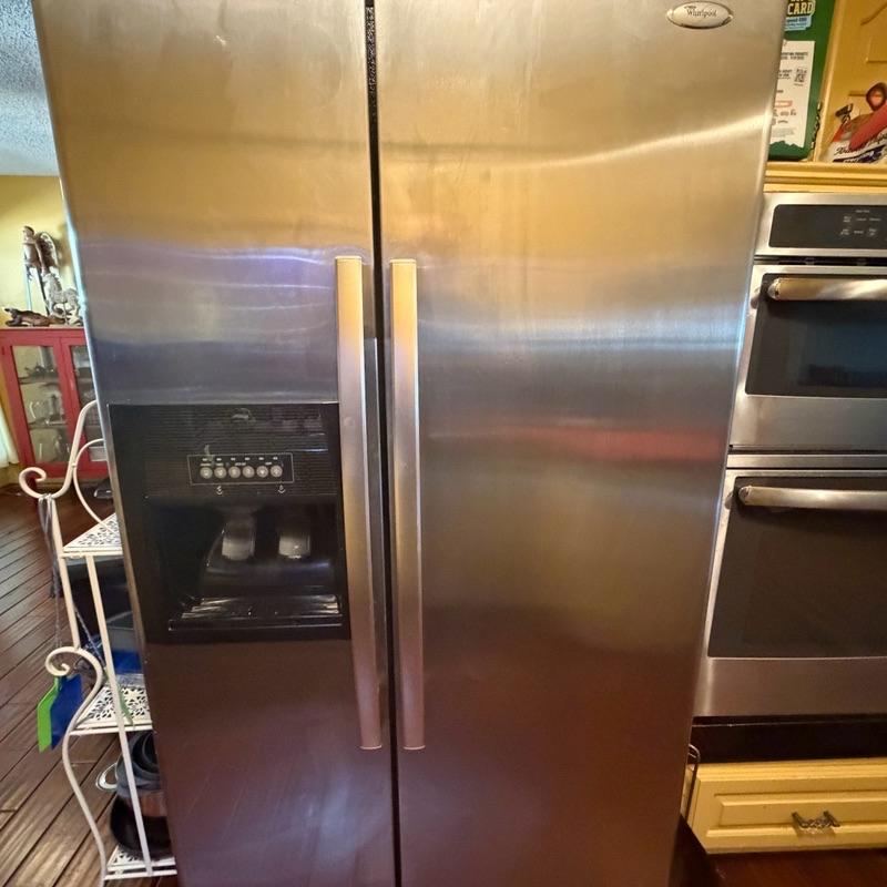 Sale Photo Thumbnail #14: Whirlpool Refrigerator