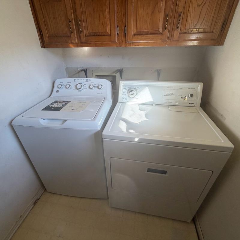 Sale Photo Thumbnail #13: GE Washer and Kenmore Dryer