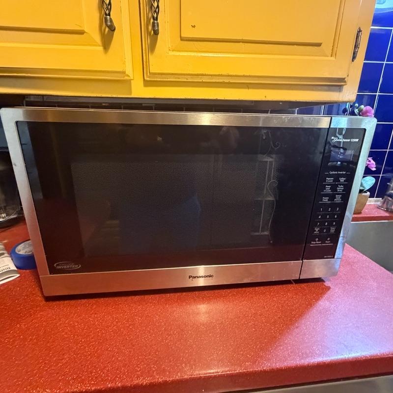 Sale Photo Thumbnail #11: Panasonic Microwave