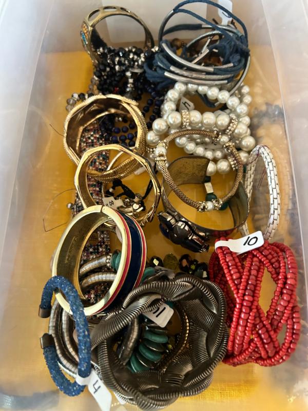 Sale Photo Thumbnail #20