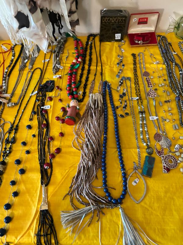 Sale Photo Thumbnail #25