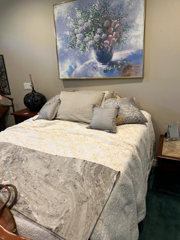 Sale Photo Thumbnail #101