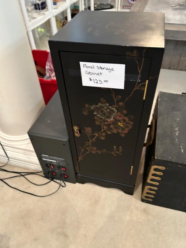 Sale Photo Thumbnail #78