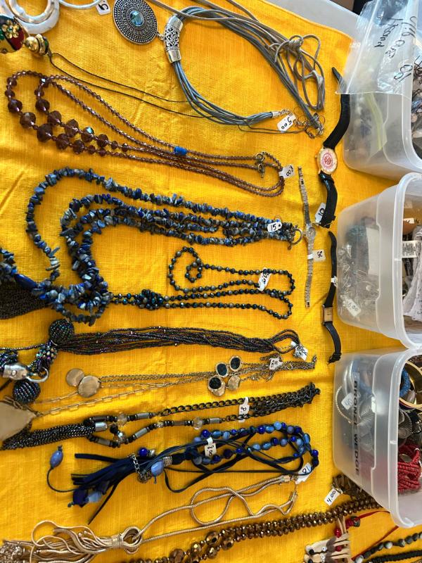 Sale Photo Thumbnail #19