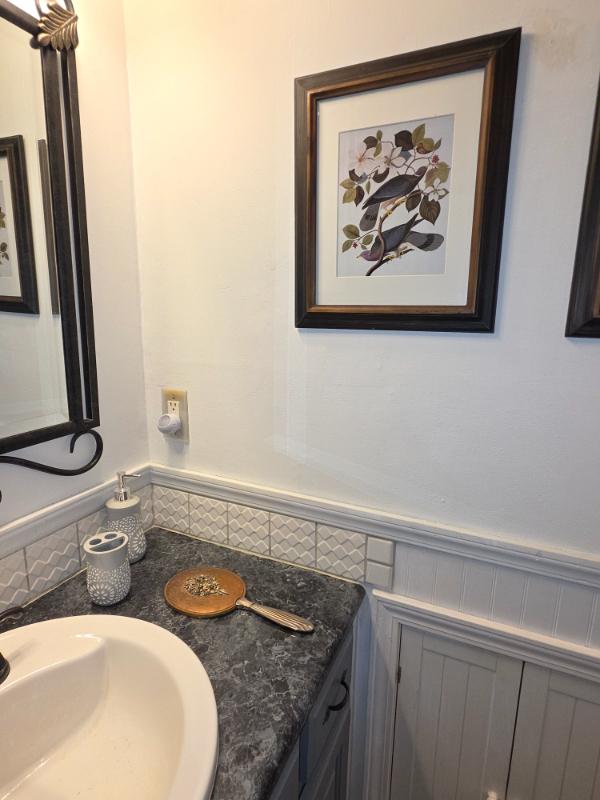 Sale Photo Thumbnail #125