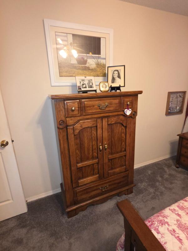 Sale Photo Thumbnail #106