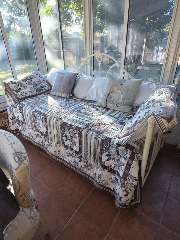 Sale Photo Thumbnail #79