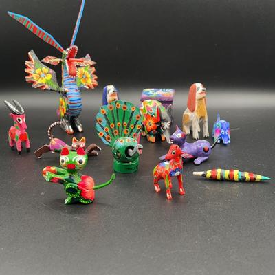 AZ960J Small Souvenirs From Mexico