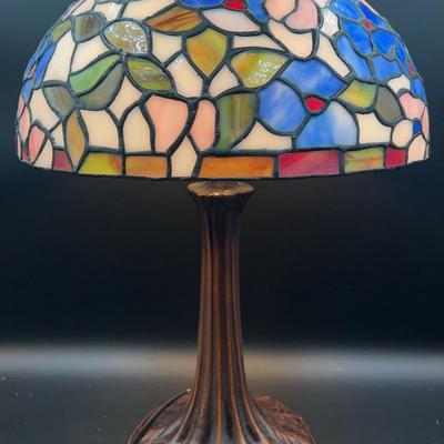 AZ989J Tiffany Style Lamp 