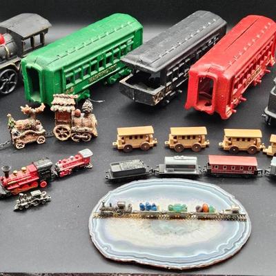AZ959J Cast Iron Trains and Other Styles