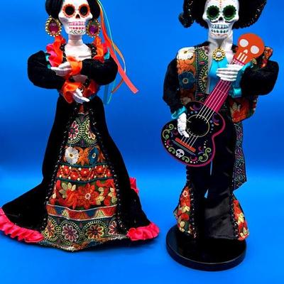 AZ803J 17” Sugar Skull Catrina Figurines(Day Of The Dead)