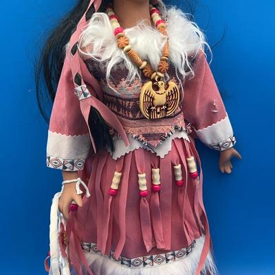 AZ824J Elu Native Porcelain Doll