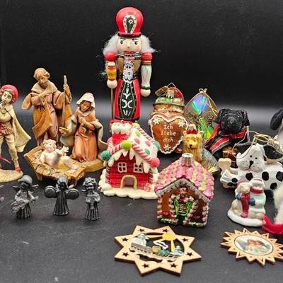 AZ979J Christmas Smalls Ornaments Dogs Nativity & More
