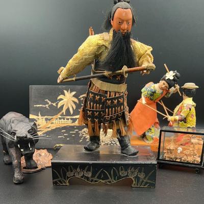 AZ941J Japanese Samurai Doll 