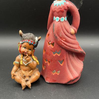 AZ981J Native American Woman Tea Light Holder And Baby
