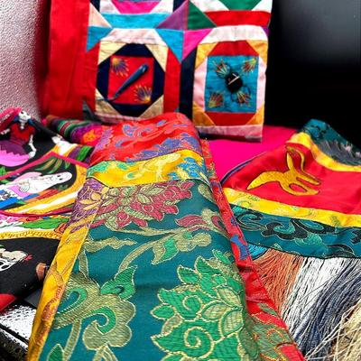 AZ987J Around The World In 80 Days!