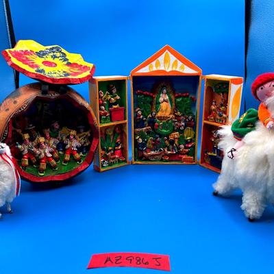 AZ986J Peruvian Folk Art Retablo Village People Playing & More